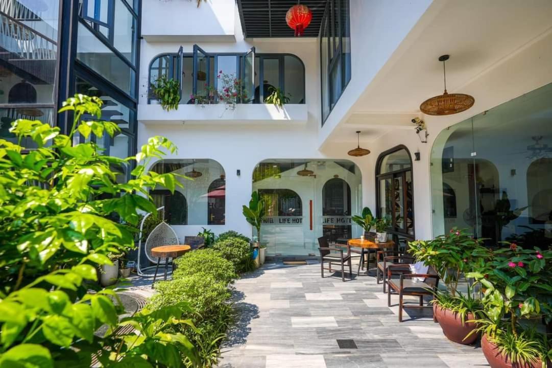 Life Boutique Hotel Hue Εξωτερικό φωτογραφία